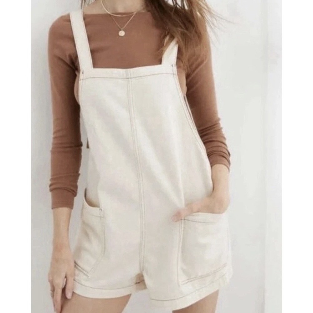 Aerie Denim Shortalls‎ Women's XL Cream Short Overalls Square Neck Pockets NWT